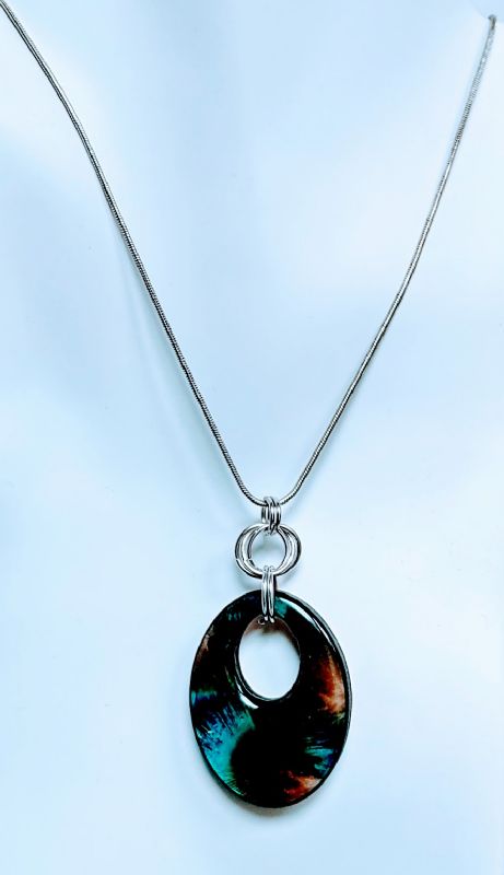 Taka He Feather Mother-of-Pearl  Oval Necklace